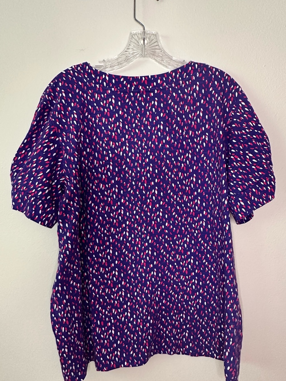Liz Claiborne XXL 100 cotton short sleeve top with sleeve cuff detail - Picture 2 of 6